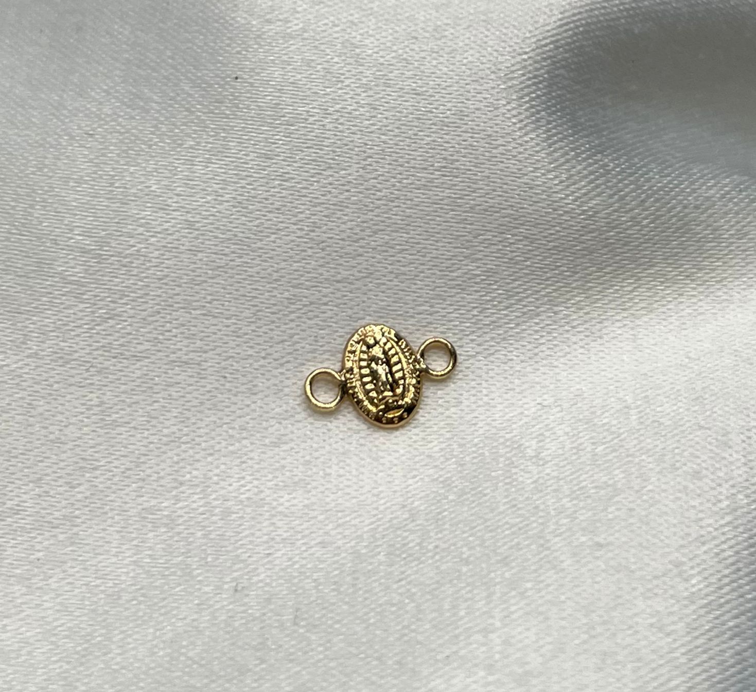 Herraje Mini Virgen de Guadalupe Oro amarillo 18k 0,17 Gr