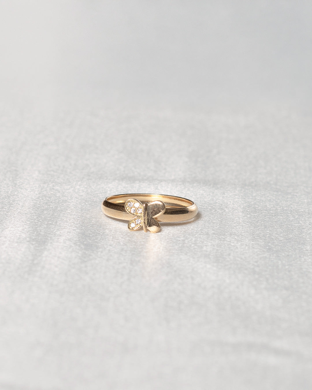 Anillo Mariposa Oro amarillo 18k / Talla 6 / 1,07 Gr