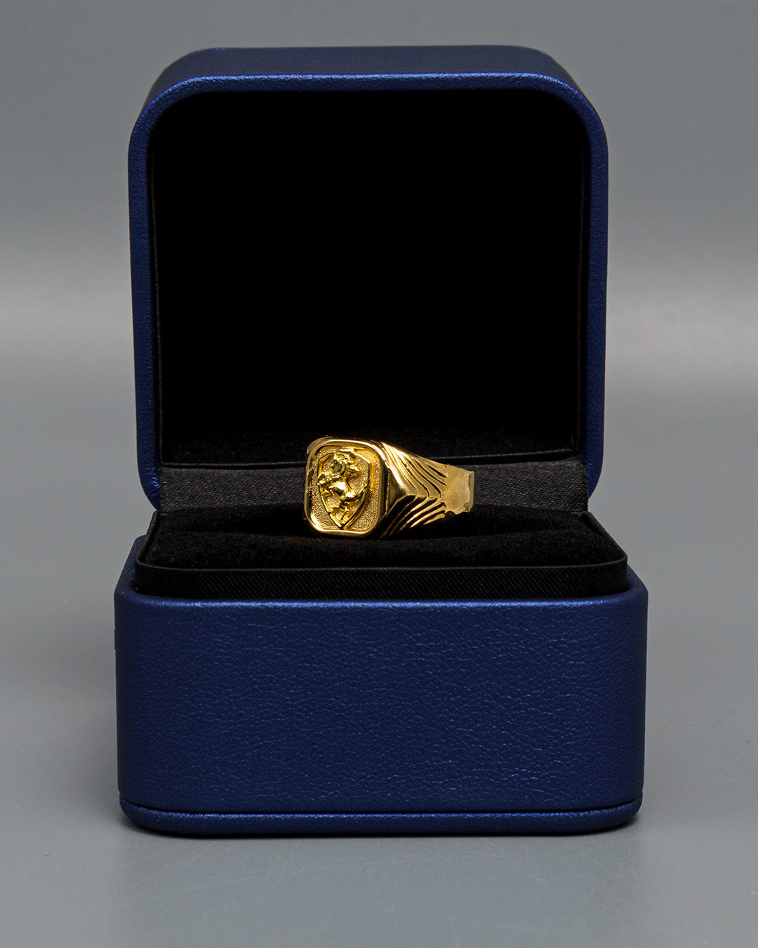 Anillo FR Oro amarillo 18k / Talla 10 / 3,16 Gr