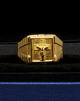 Anillo Cristo Oro amarillo 18k / Talla 9 / 2,96 Gr