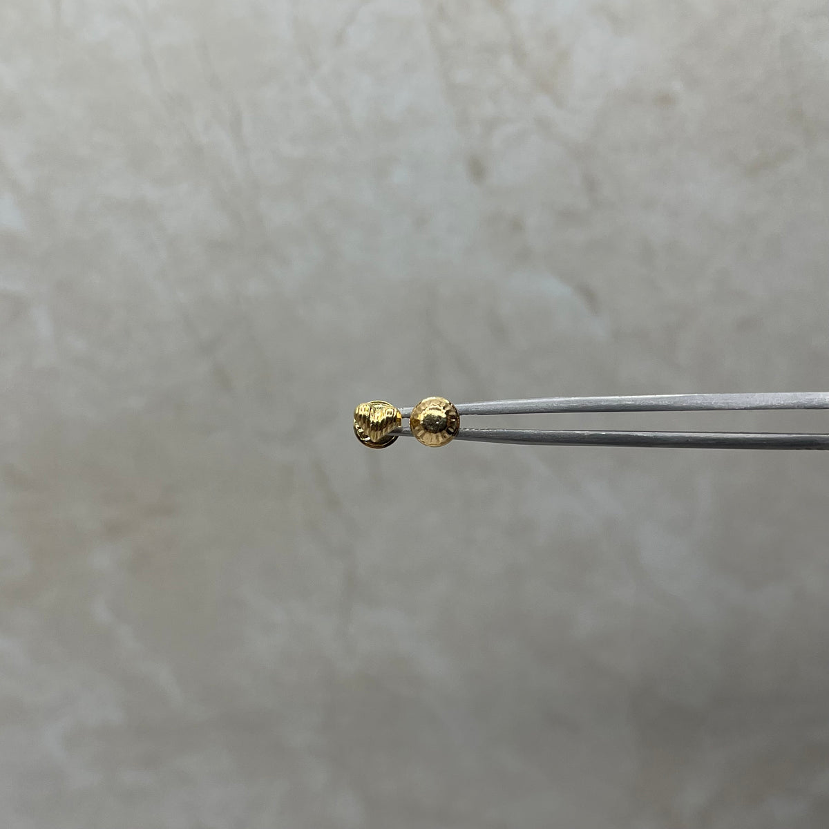 Topos Mini Corazón Inflado Rayas Oro amarillo 18k 0,50 Gr / 2,80 mm