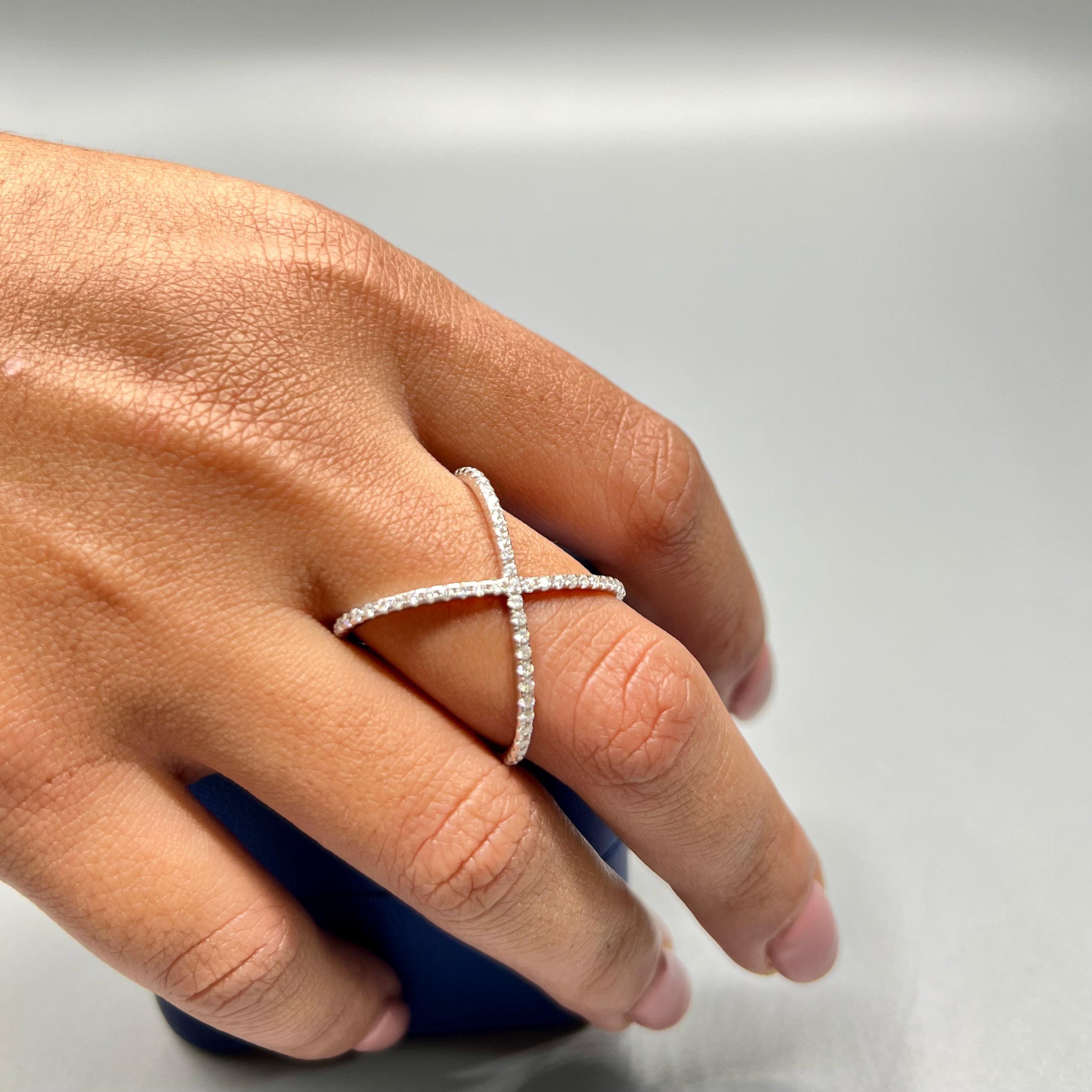 Anillo De Plata Cruzado PTLB325