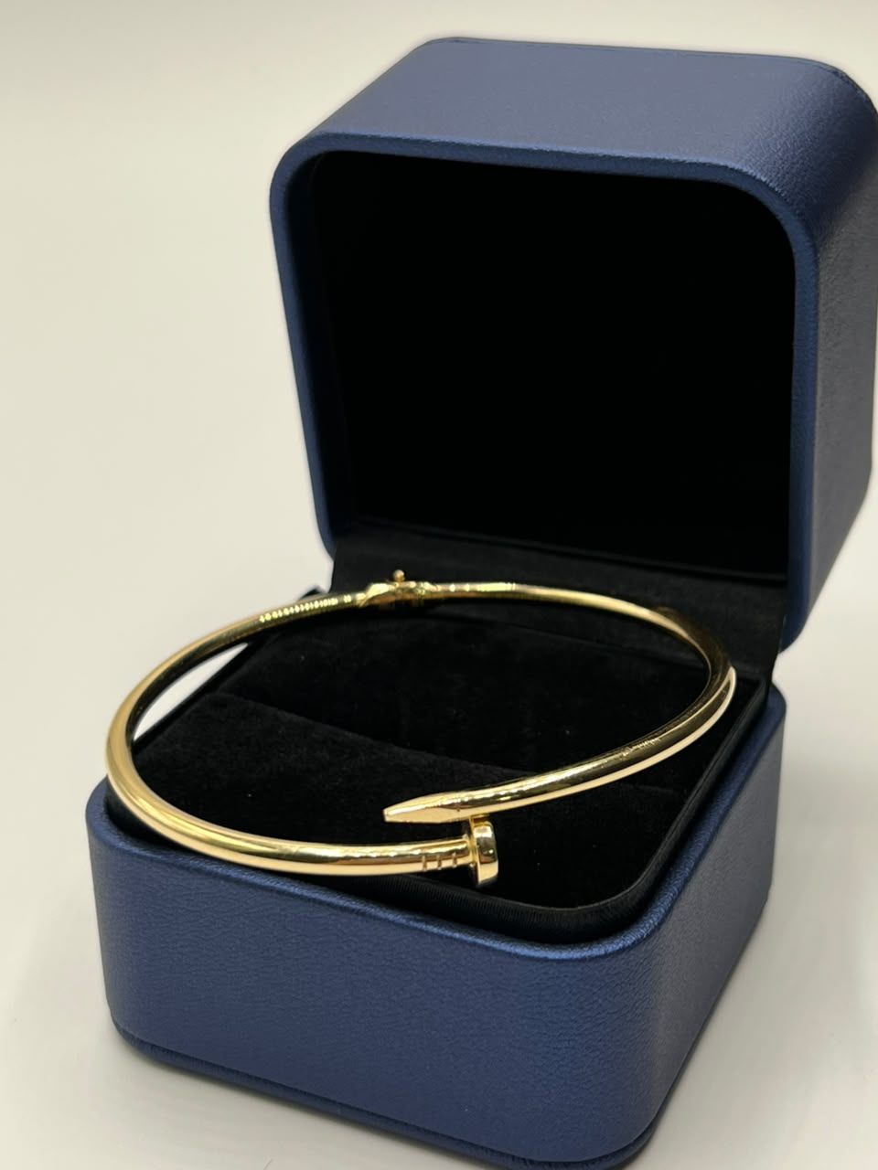 Pulso It CT Oro amarillo 18k 7,61 Gr / 3 mm / 19 Cm
