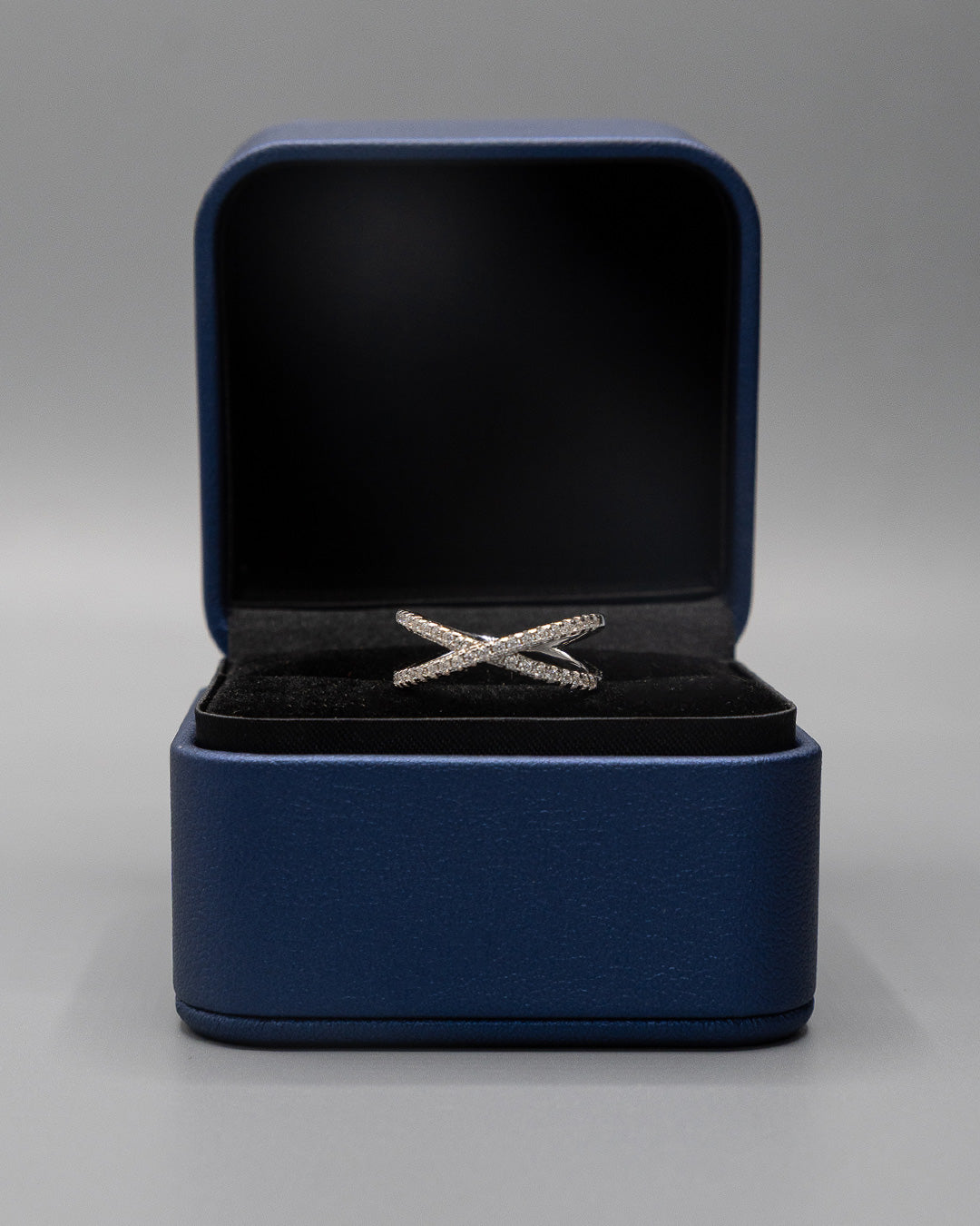Anillo De Plata Cruzado PTLB326