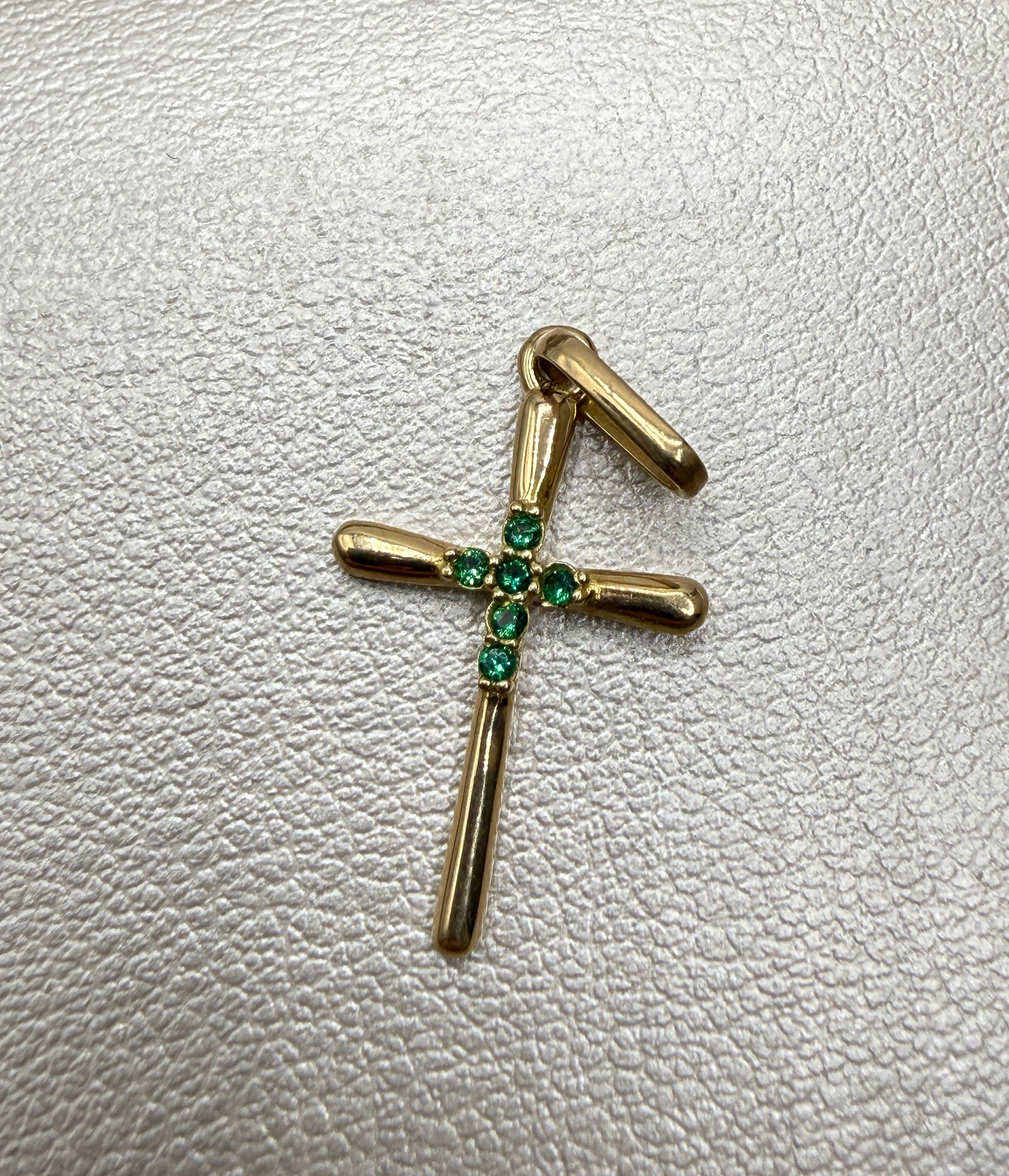 Dije cruz circón verde oro amarillo 18k 1,10 gr / 3 cm