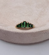 Anillo corona circón verde oro amarillo 18k / talla 6 / 2,06 gr