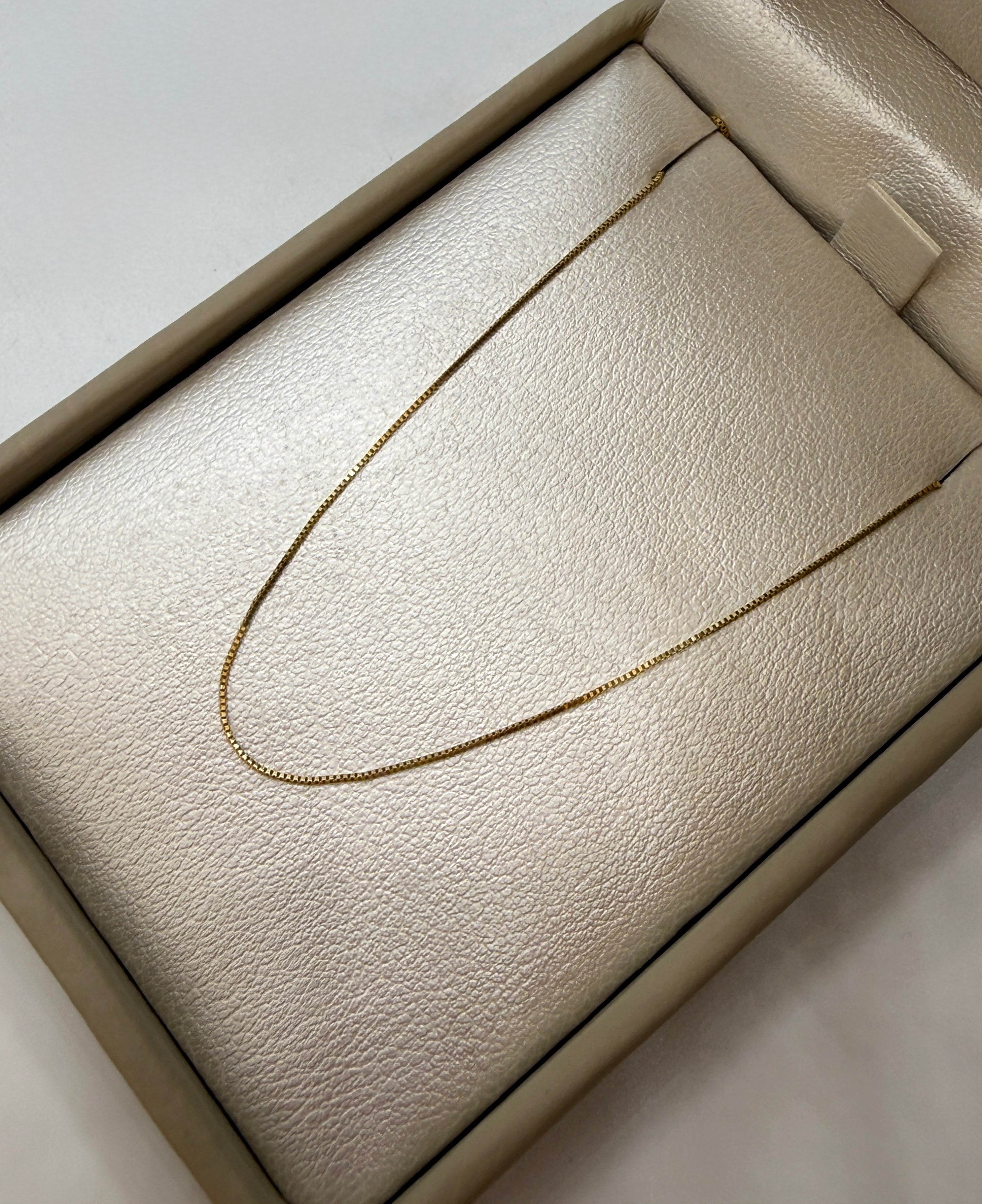 Cadena it veneciana oro amarillo 18k 1,22 gr / 0,57 mm / 50 cm