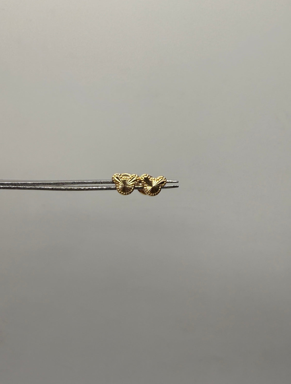 Topos Mickey oro amarillo 18k 0,70 gr / 6,50 mm