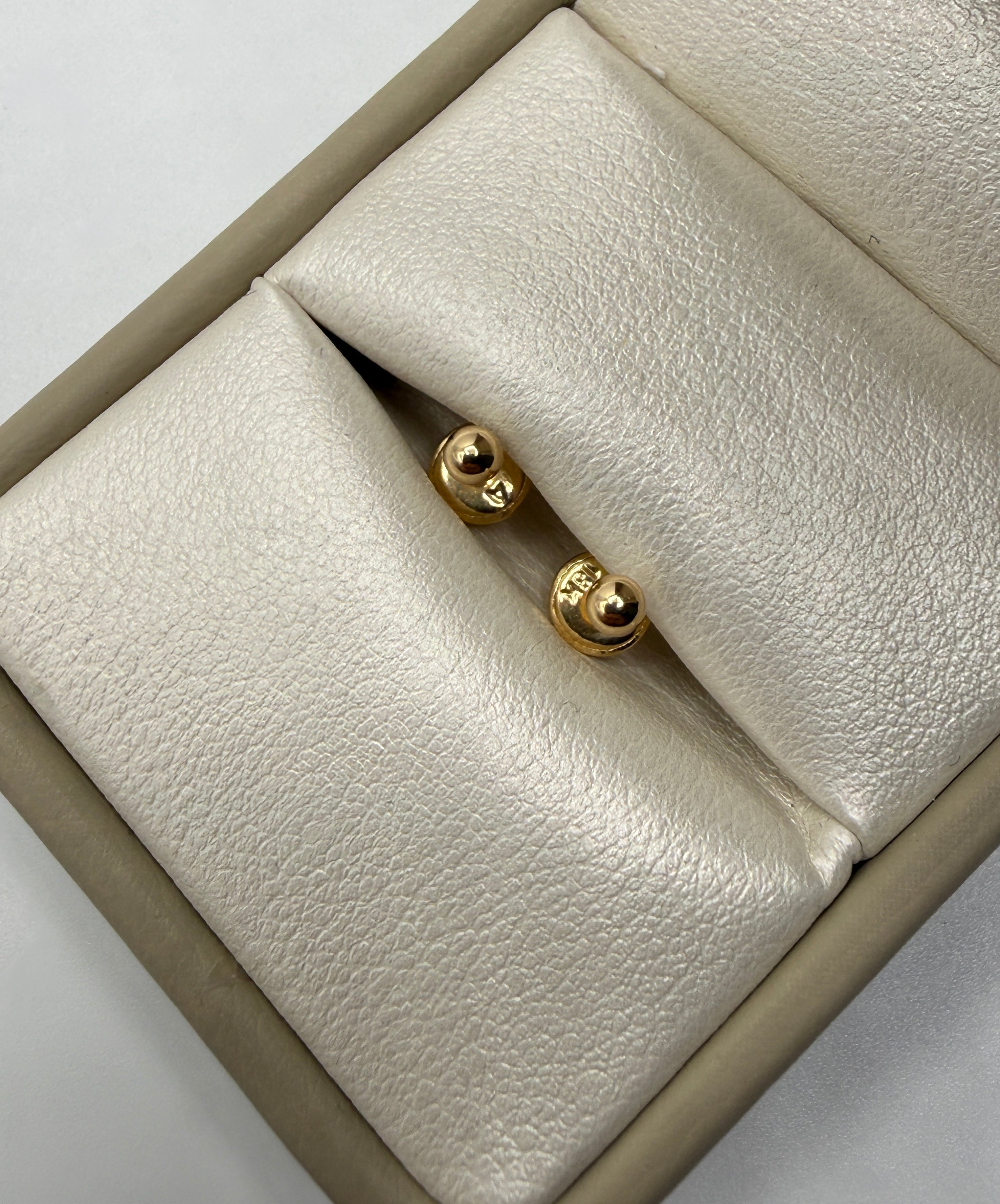Topos media bola lisa oro amarillo 18k 0,35 gr / 3 mm