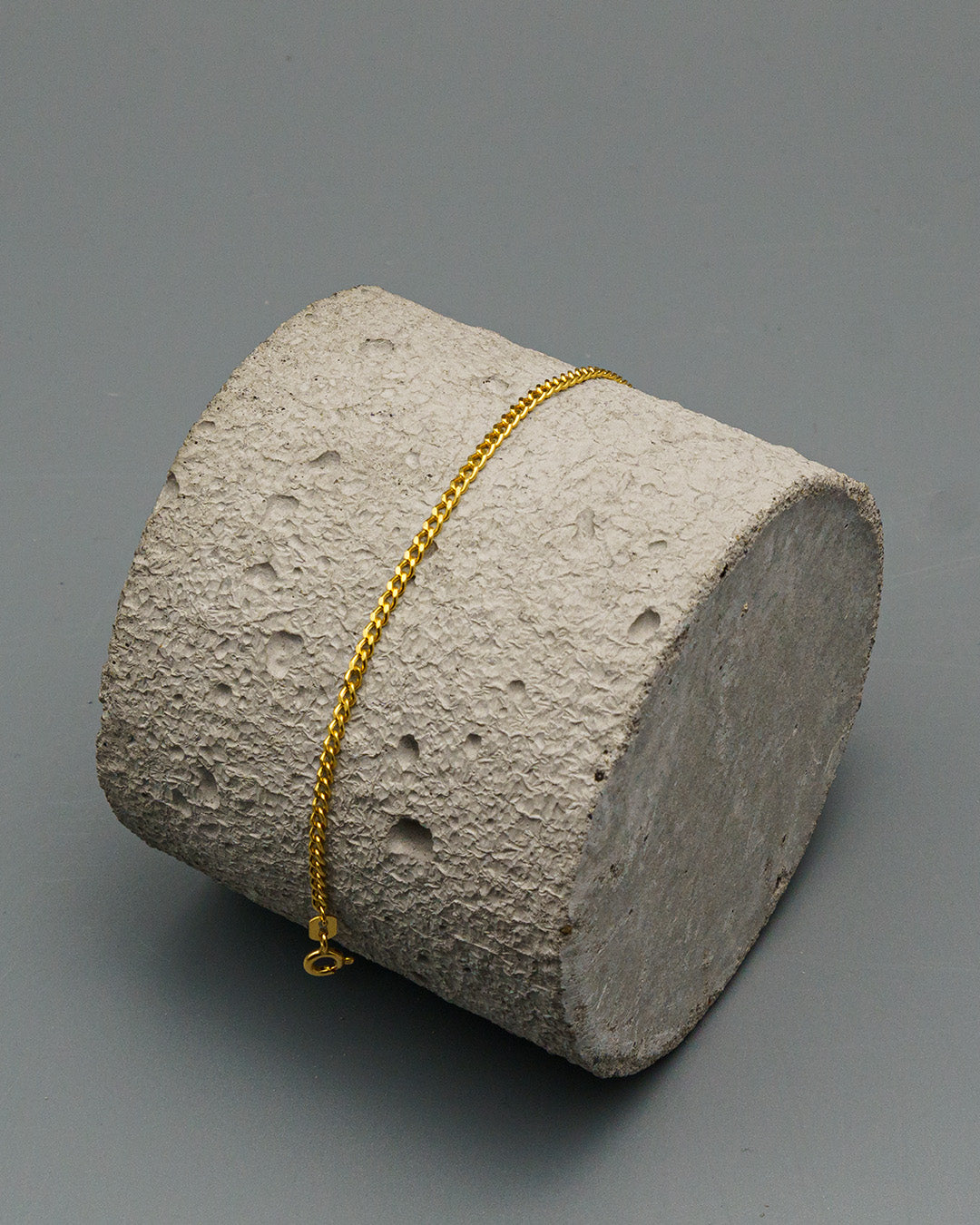 Pulso It Cubano Oro amarillo 18k 1,01 Gr / 1,75 mm / 19 Cm