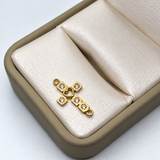 Herraje Cruz Circones Blancos Oro amarillo 18k 0,67 Gr / 2 Cm
