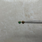Topos Corazones de Esmeralda Rodeados en Moissanita Oro amarillo 18k 1,81 Gr / 4 mm