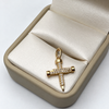 Dije Cruz Clavo Circones Oro amarillo 18k 2,06 Gr / 2,42 mm / 3 Cm