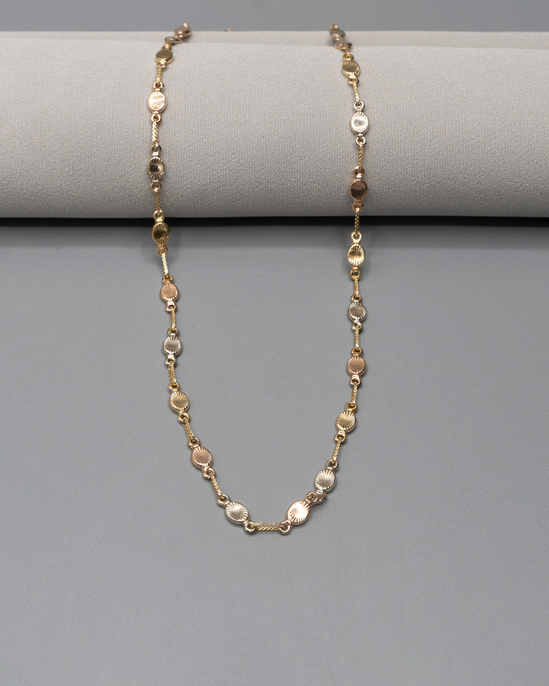 Cadena Rústica Tres oros 18k 8,12 Gr / 4,6 mm / 60 Cm Broche 0,80