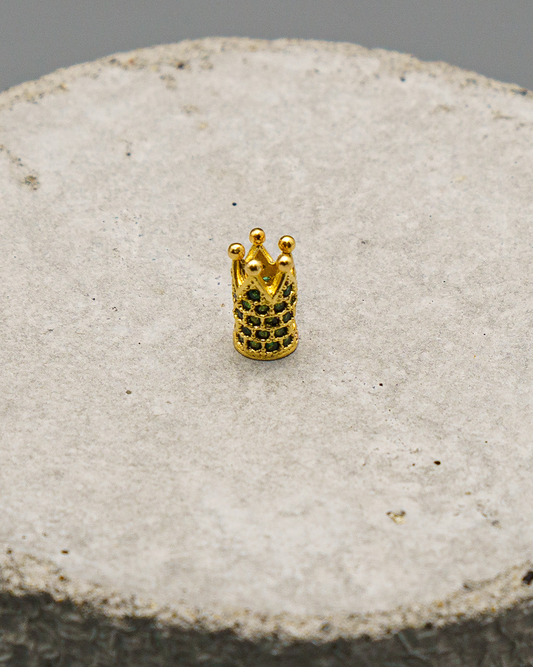 Herraje Corona Circón Oro amarillo 18k 1,10 Gr