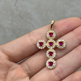 Dije Cruz Circones Blanco y Fucsia Oro amarillo 18k 3,38 Gr / 3,09 mm / 3,03 Cm