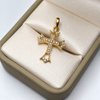 Dije Cruz Circones Blancos Oro amarillo 18k 2,08 Gr / 1,49 mm / 3 Cm