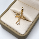 Dije Cruz Circones Blancos Oro amarillo 18k 2,08 Gr / 1,49 mm / 3 Cm