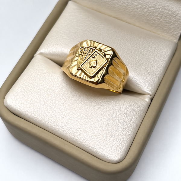 Anillo Cartas Apliques Oro amarillo 18k / Talla 10 1/2 / 2,98 Gr / 4,95 mm
