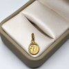 Dije Letra V Oro amarillo 18k 0,64 Gr / 1,73 mm / 1,8 Cm