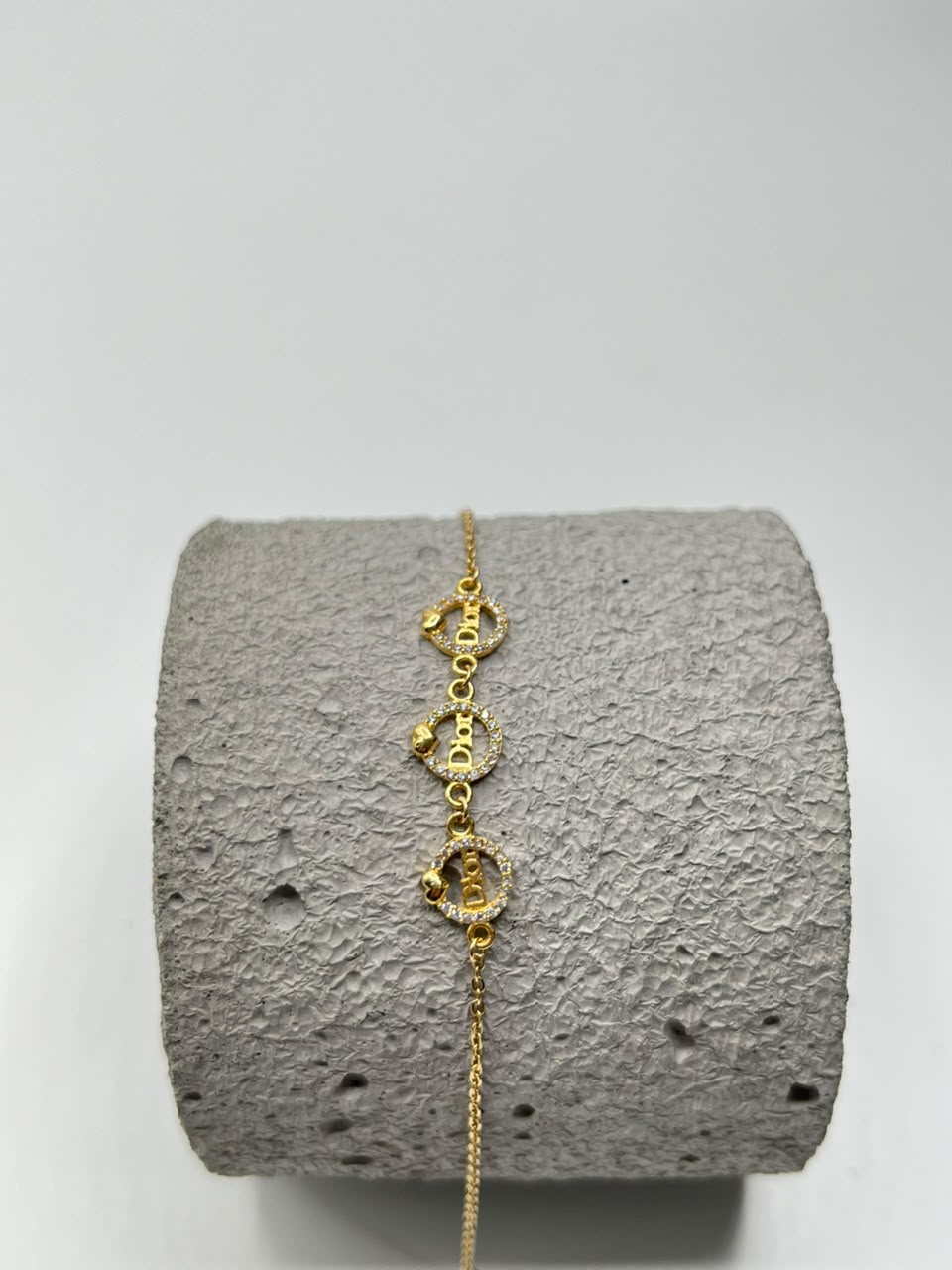 Pulso DR Oro amarillo 18k 2,69 Gr / 8,93 mm / 18,5 Cm Broche 0,40