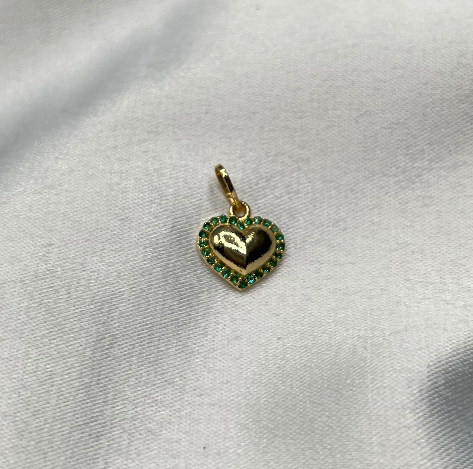 Dije Corazón Circón Oro amarillo 18k 1,33 Gr / 11,53 mm / 1,6 Cm