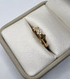 Anillo trébol circón blanco oro amarillo 18k / talla 7 / 1,13 gr