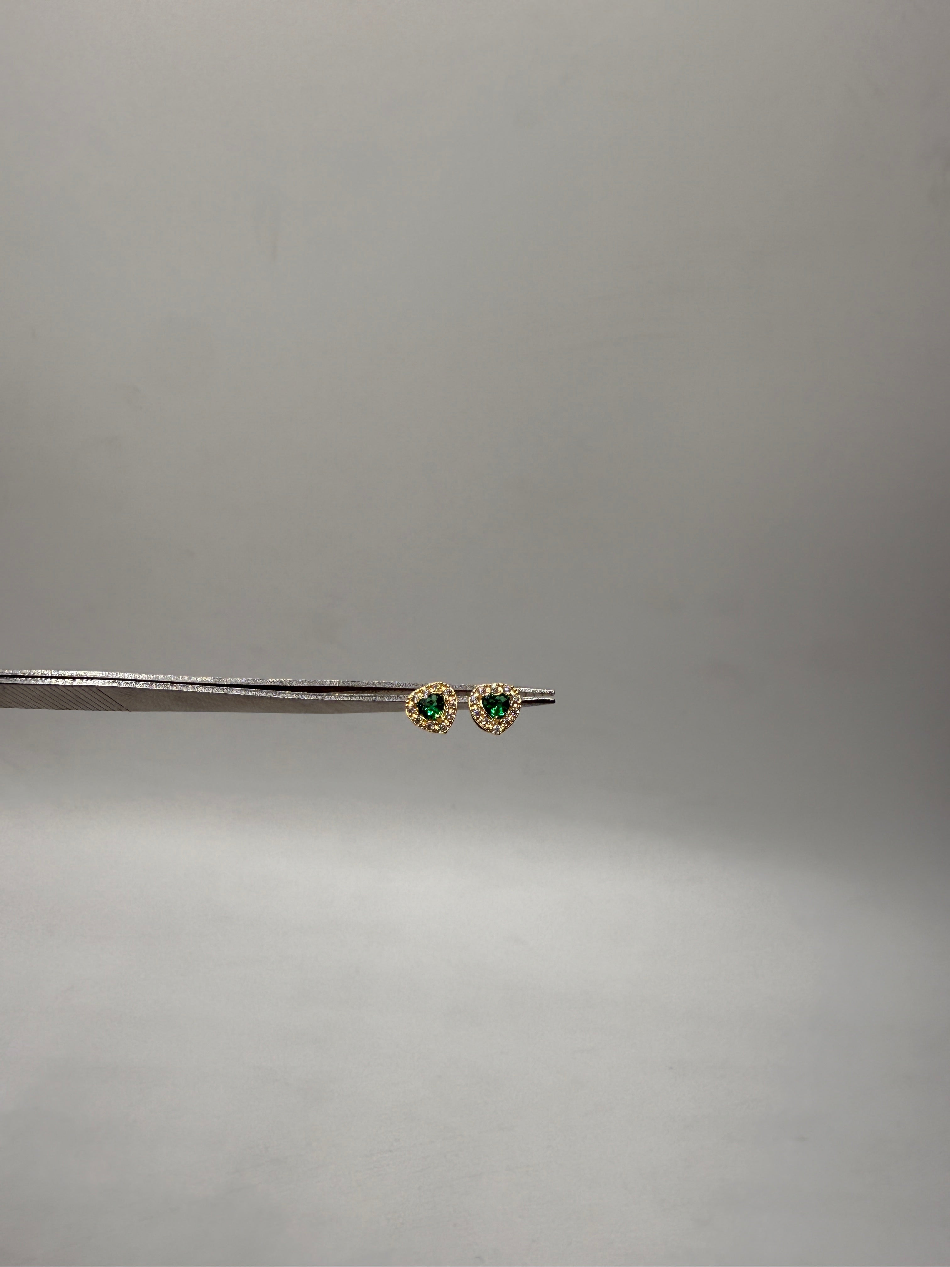 Topos ladys circon verde oro amarillo 18k 0,85 gr / 5,6 mm