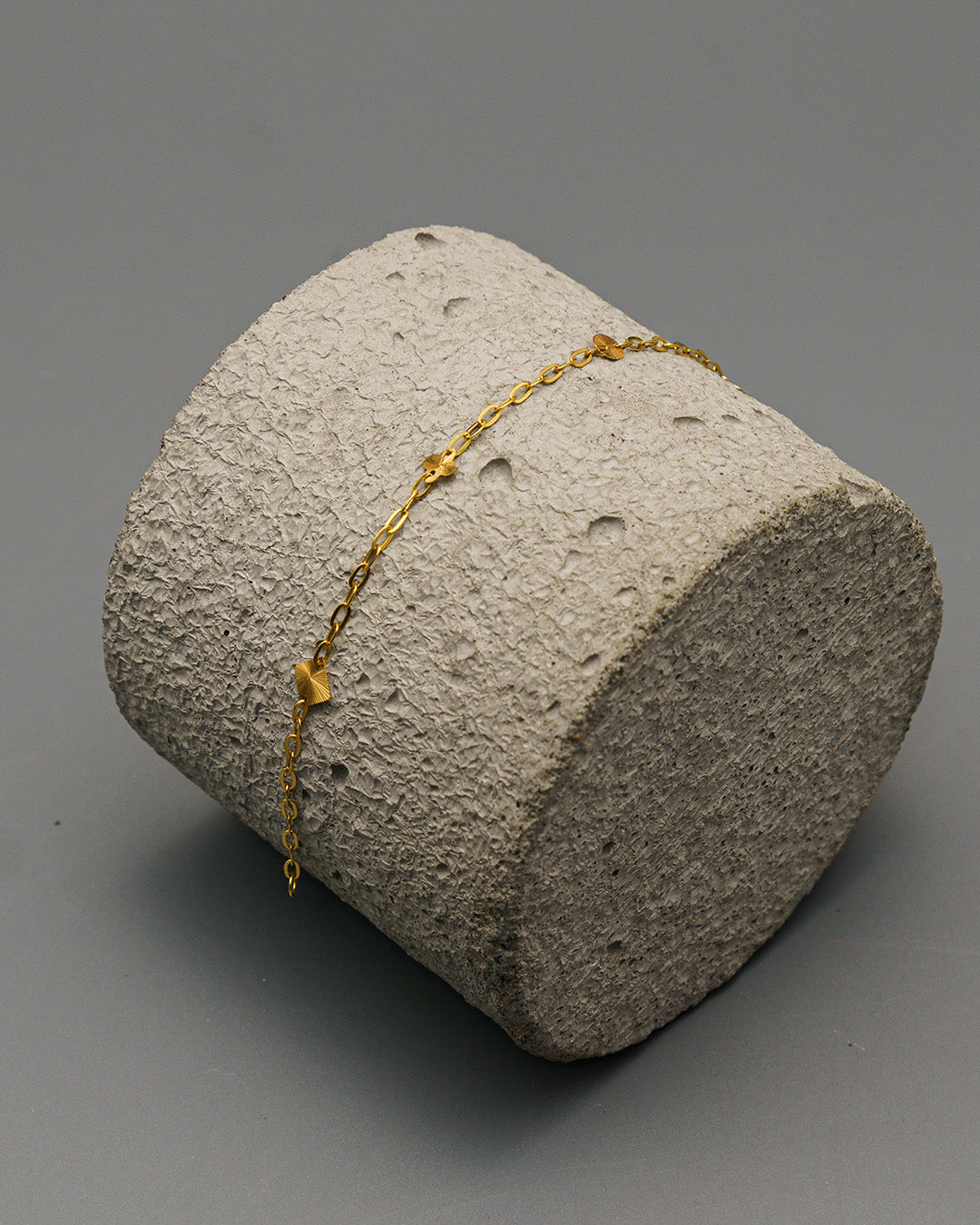 Tobillera Circulo Oro amarillo 18k 1,30 Gr / 25 Cm
