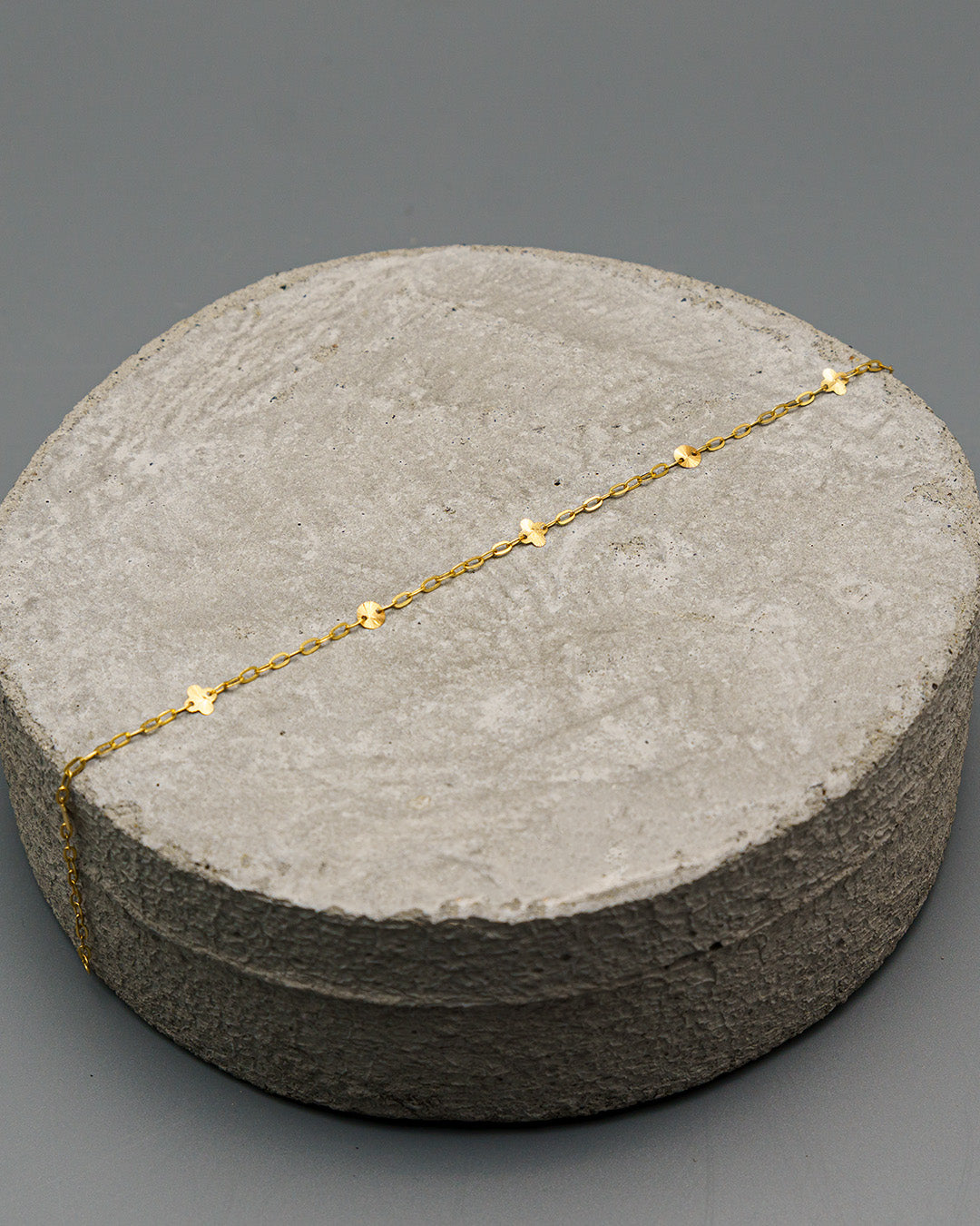 Tobillera Circulo Oro amarillo 18k 1,30 Gr / 25 Cm